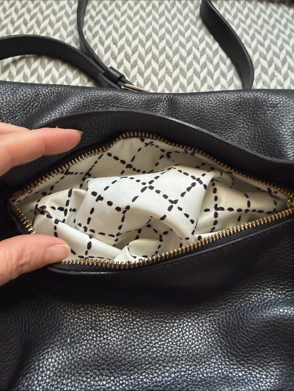 Kate Spade Pebbled Leather Crossbody Bag